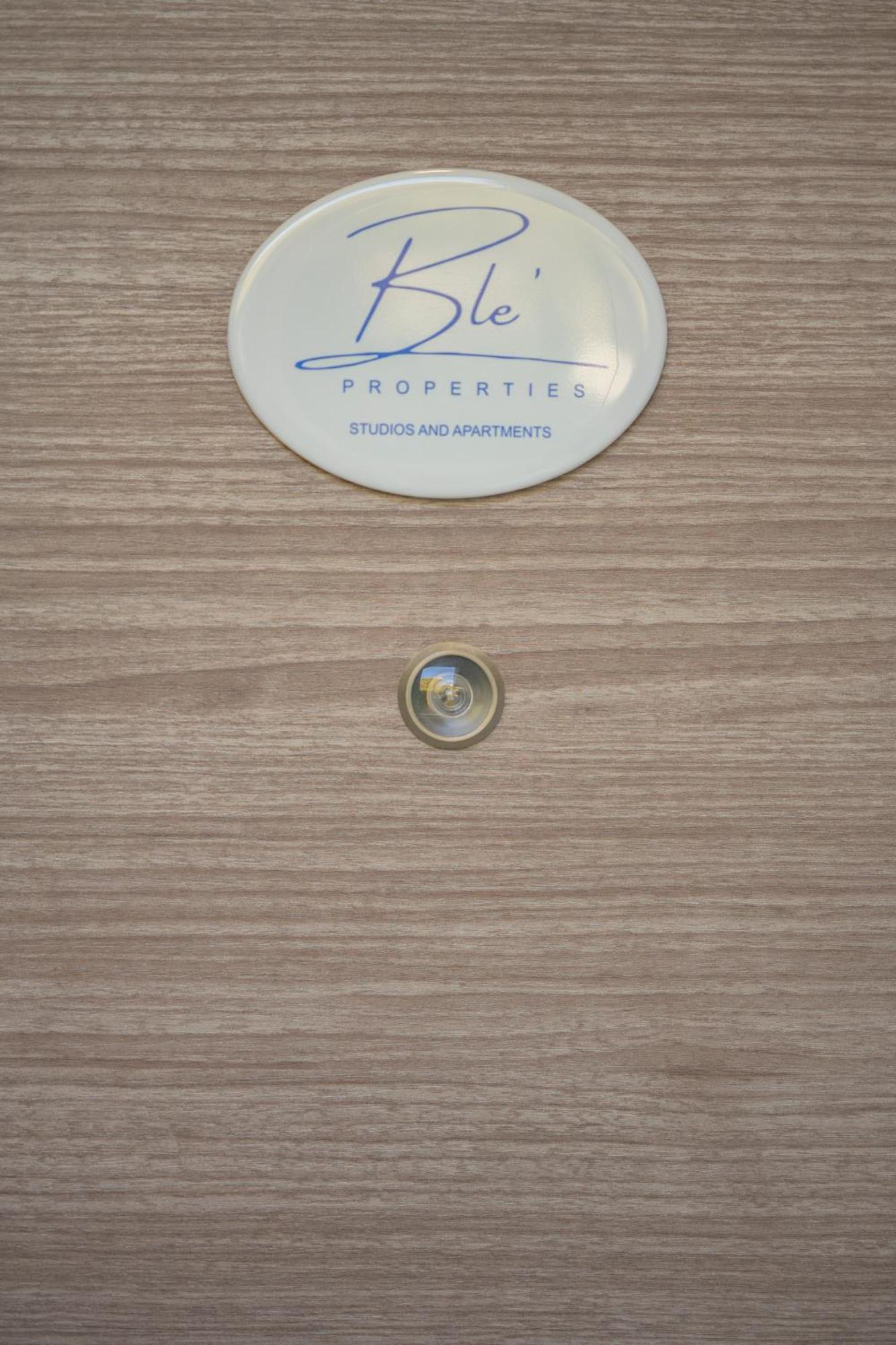 Ble Property Atlas Лоутраки Экстерьер фото